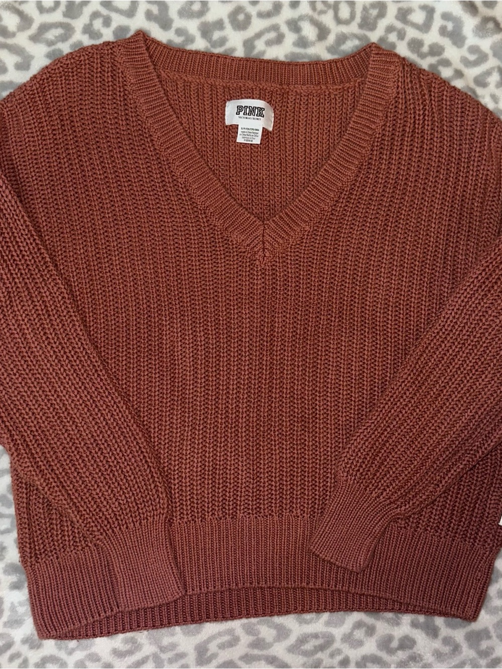 Women’s new sweater Pink Victoria Secrets
